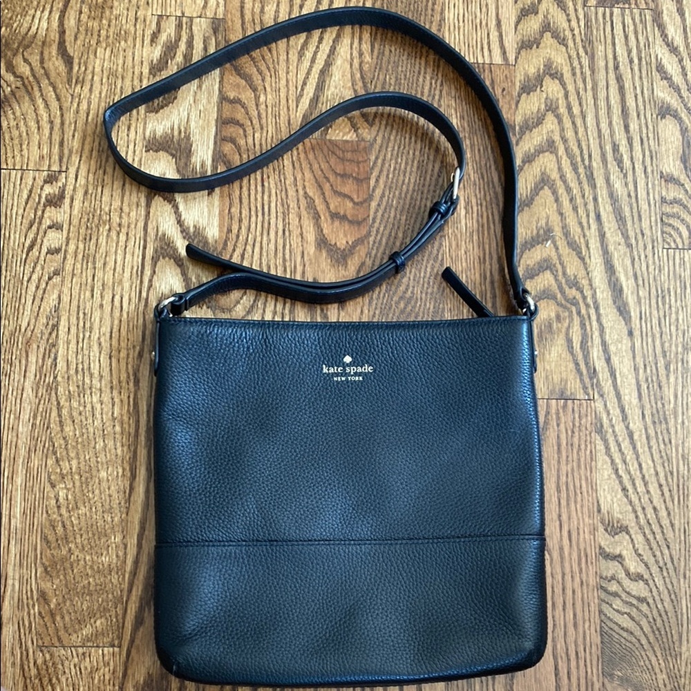 Kate Spade Southport Avenue Cora Crossbody Bag Black, excellent condition